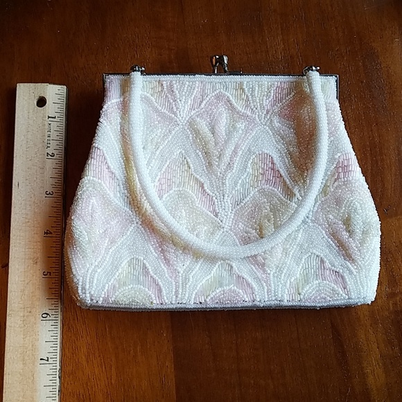 Adorable vintage beaded handbag - Picture 7 of 10